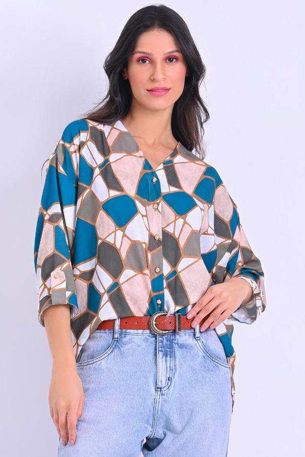 CAMISA ESCOTE V MANGA LARGA ESTAMPADA