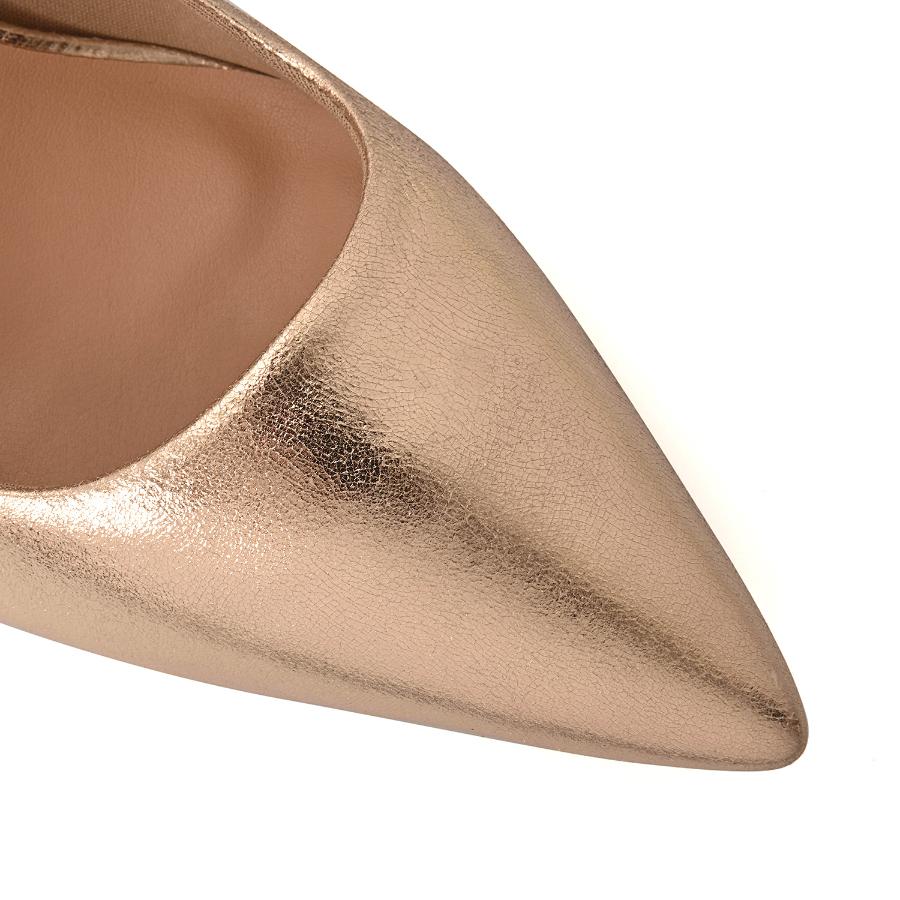 STILETTO