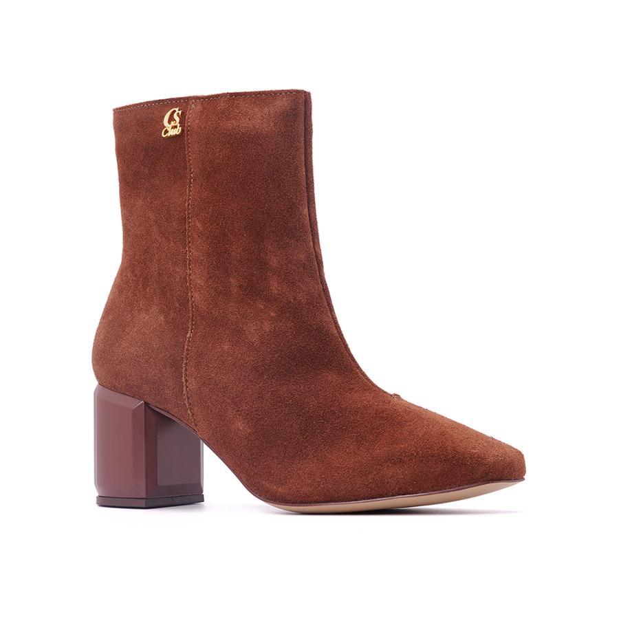 BOTA CORTA CON CADENA