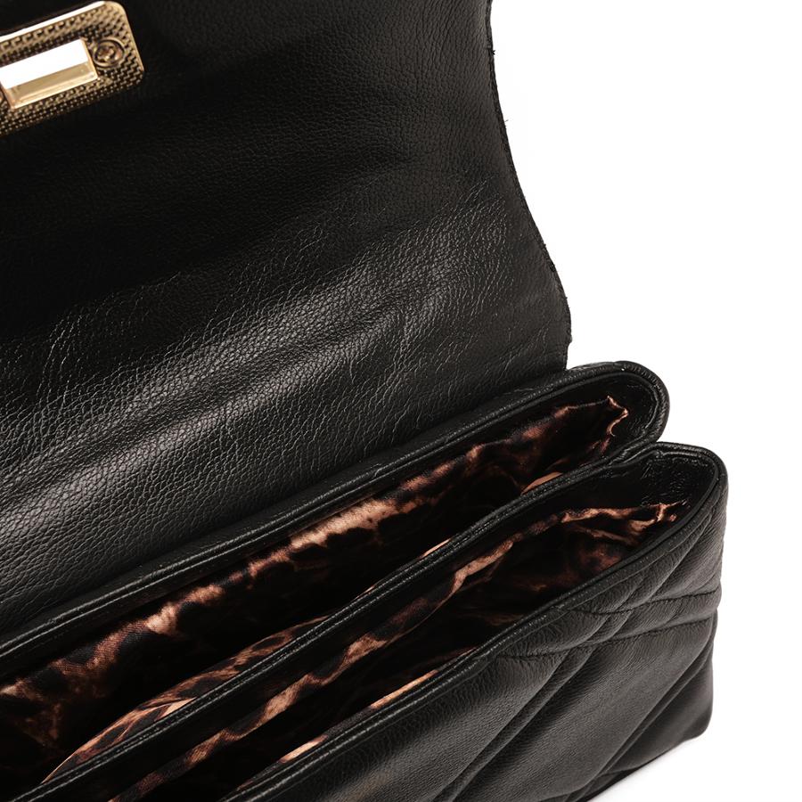 CARTERA DE MANO